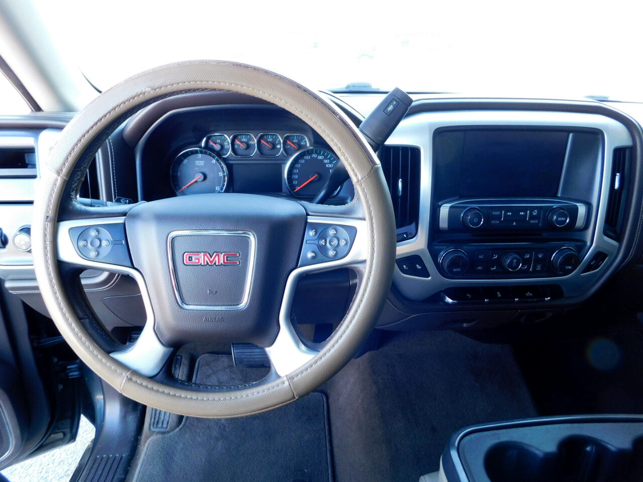 GMC Sierra 1500 2WD Crew Cab 143.5" SLT 2017