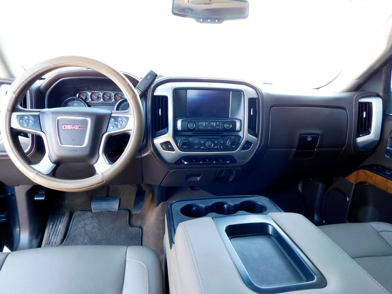 GMC Sierra 1500 2WD Crew Cab 143.5" SLT 2017