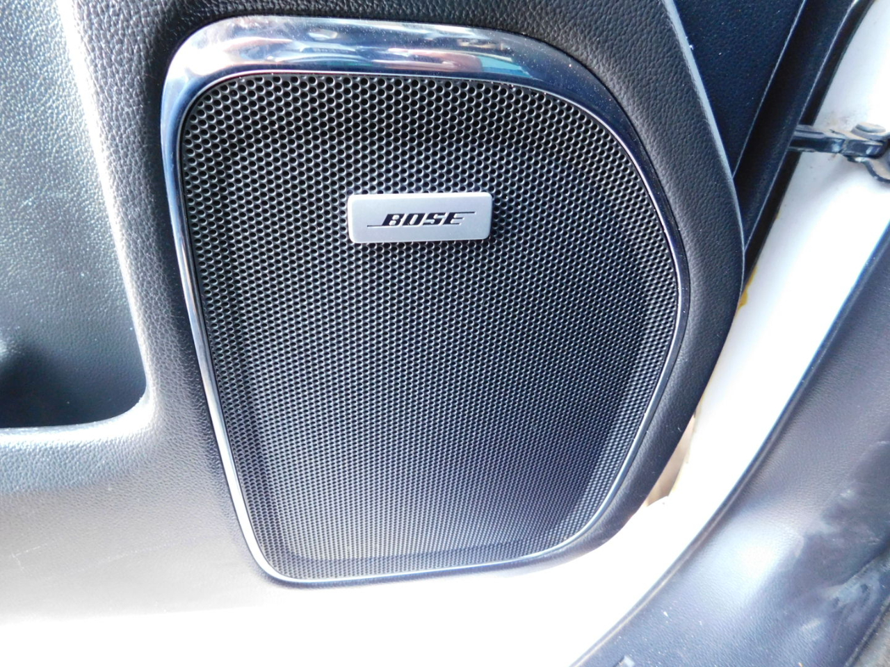 GMC Sierra 1500 2WD Crew Cab 143.5" SLT 2017