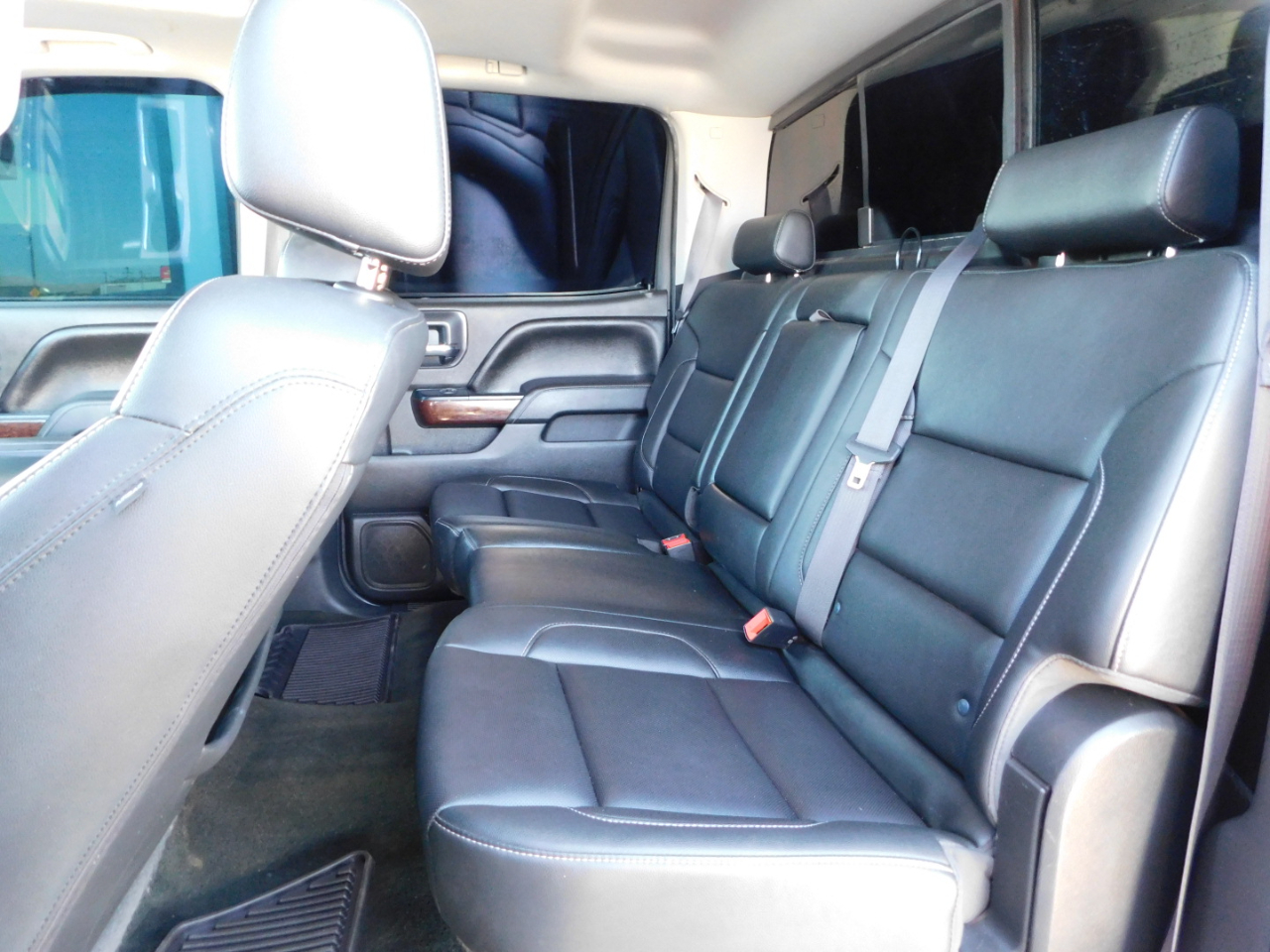 GMC Sierra 1500 2WD Crew Cab 143.5" SLT 2017