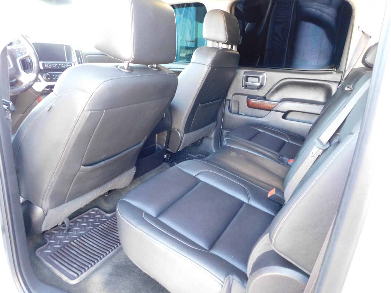 GMC Sierra 1500 2WD Crew Cab 143.5" SLT 2017