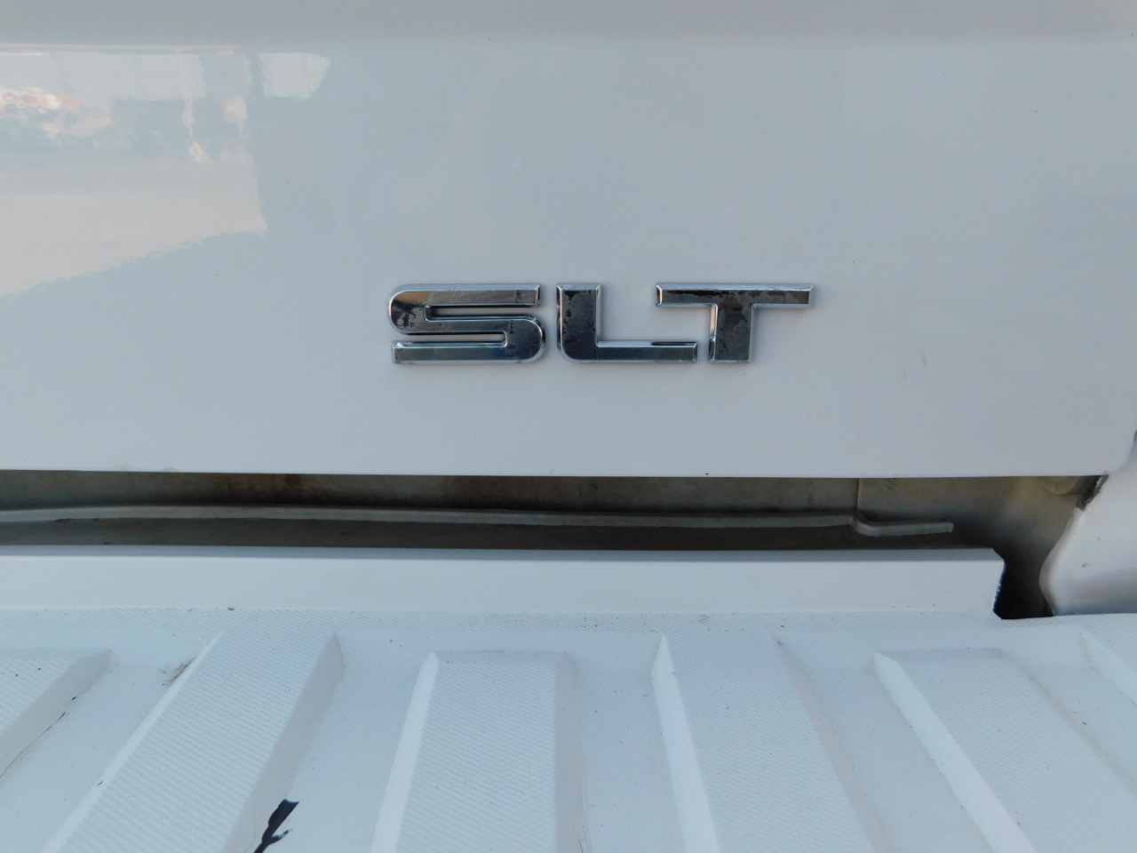 GMC Sierra 1500 2WD Crew Cab 143.5" SLT 2017