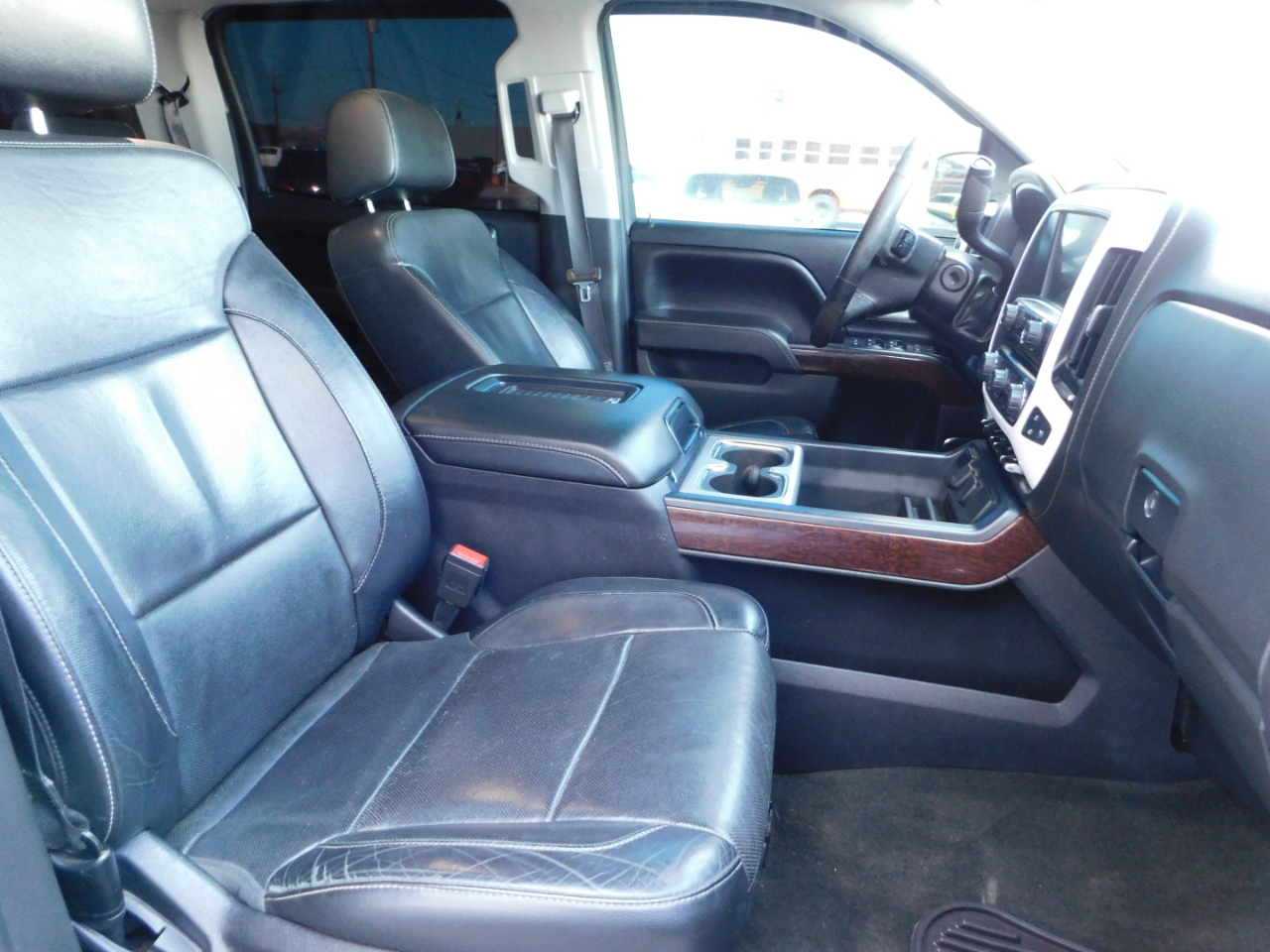 GMC Sierra 1500 2WD Crew Cab 143.5" SLT 2017