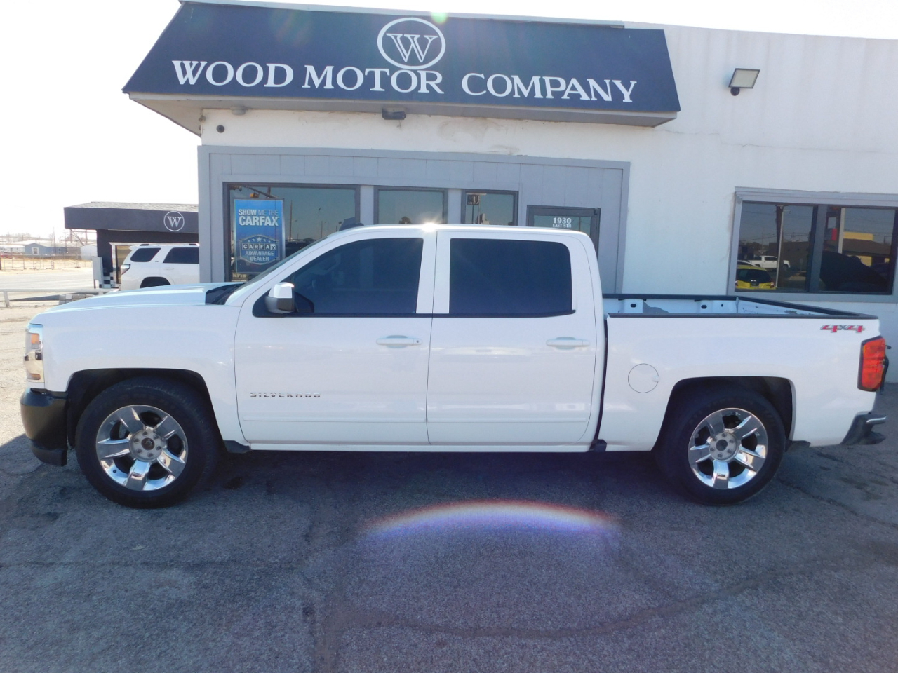 Chevrolet Silverado 1500 4WD Crew Cab 143.5" LT w/1LT 2016