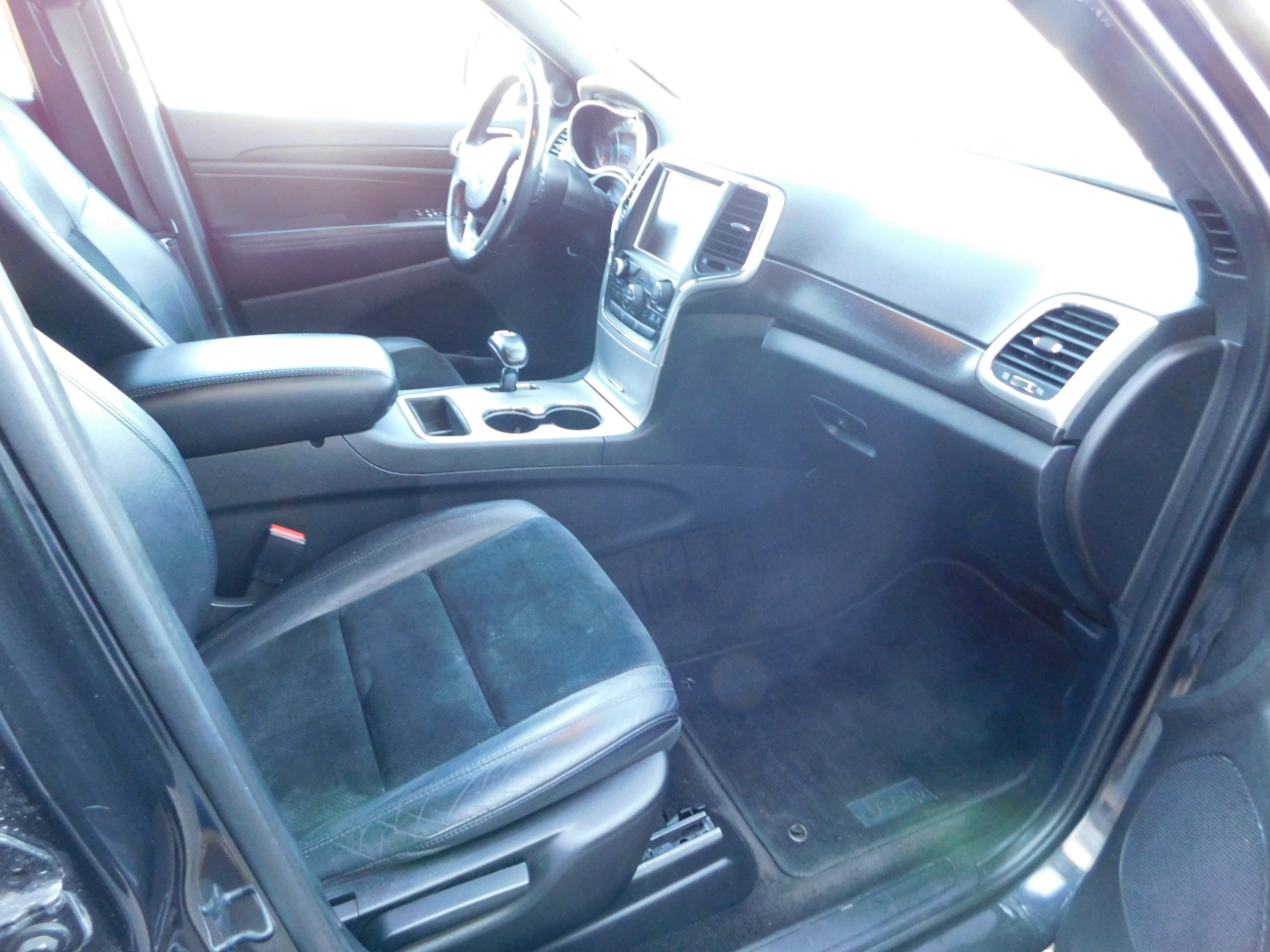 Jeep Grand Cherokee RWD 4dr Laredo Altitude 2015