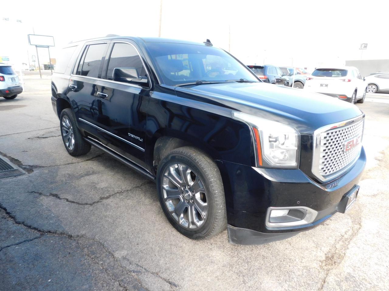 GMC Yukon 4WD 4dr Denali 2016