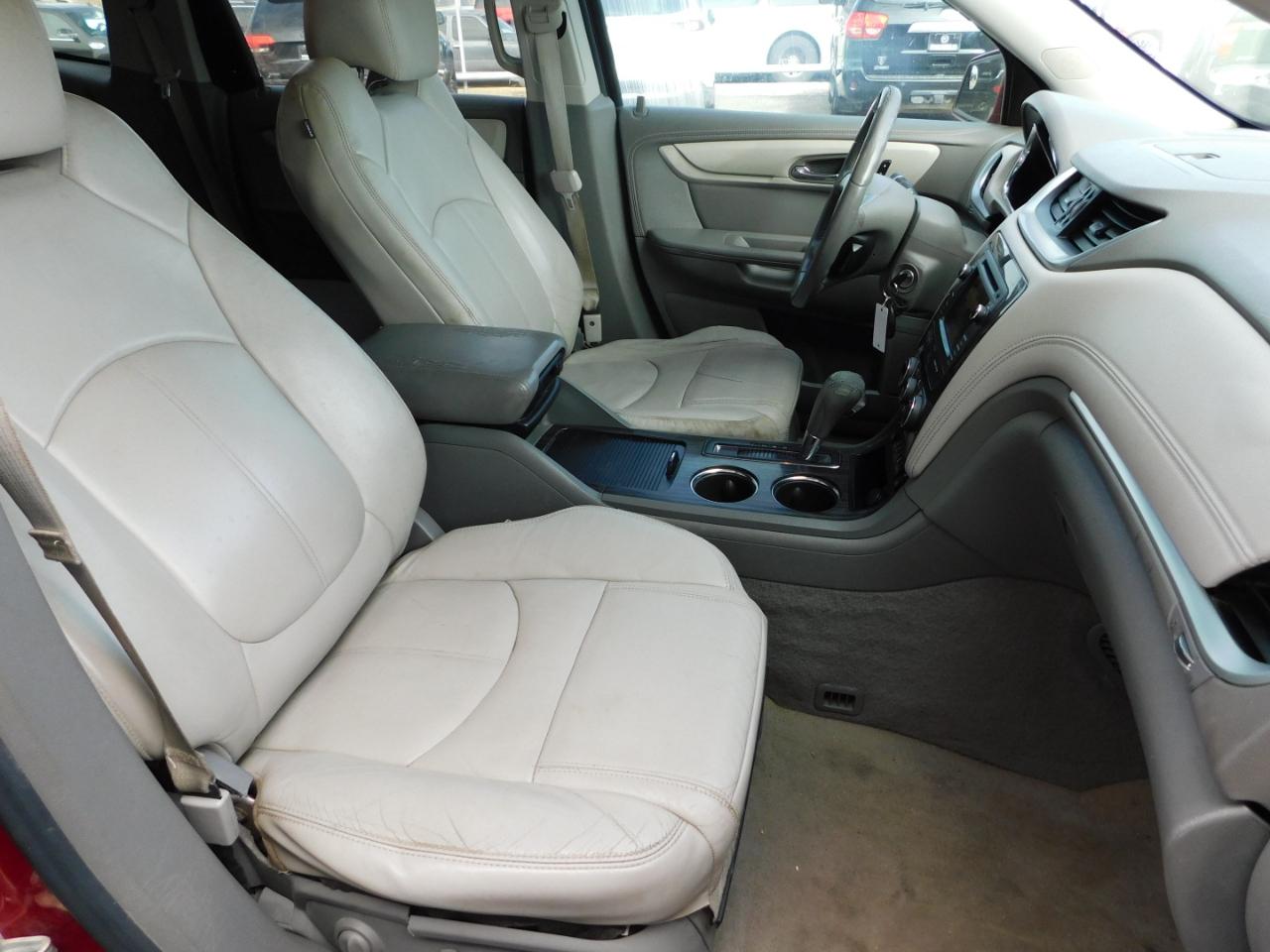 Chevrolet Traverse FWD 4dr LT w/2LT 2014
