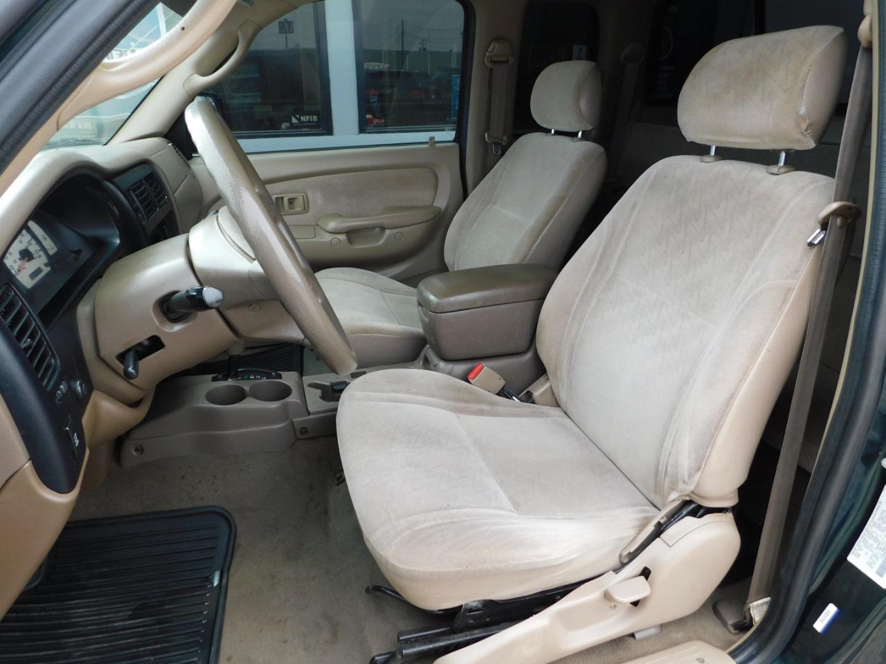 Toyota Tacoma XtraCab PreRunner V6 Auto (Natl) 2004