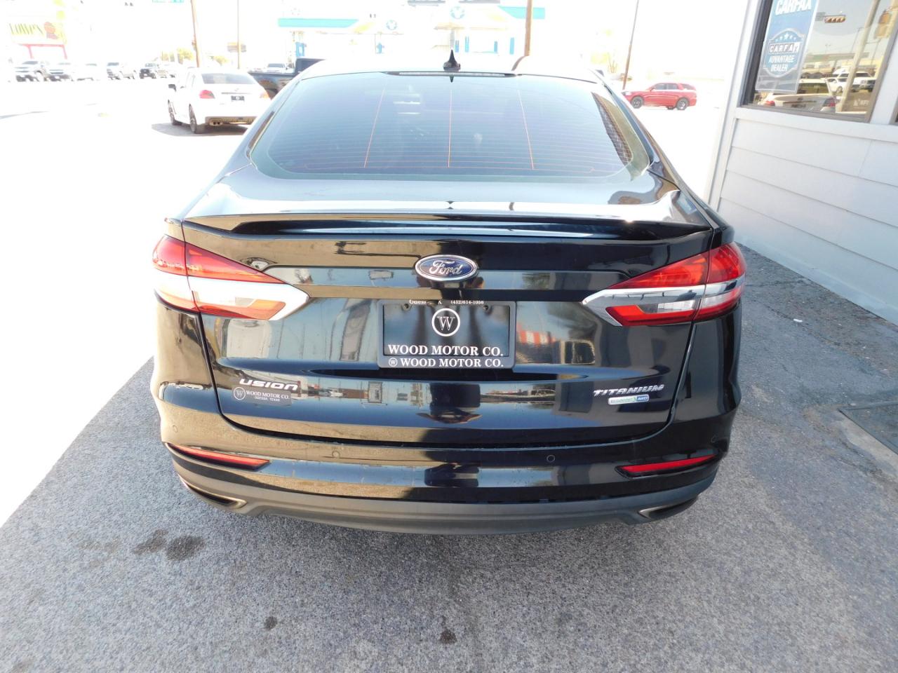 Ford Fusion Titanium AWD 2020