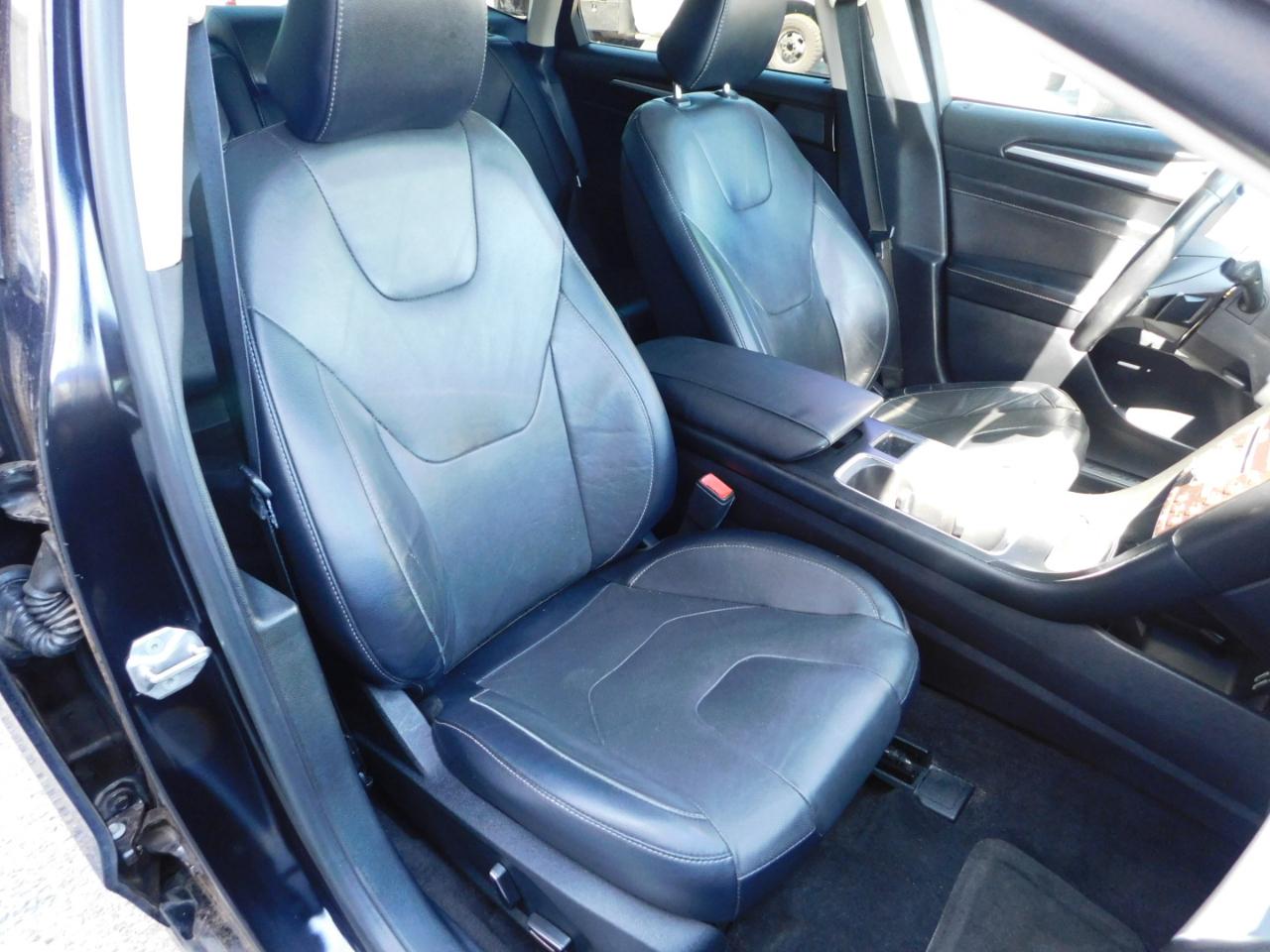 Ford Fusion Titanium AWD 2020