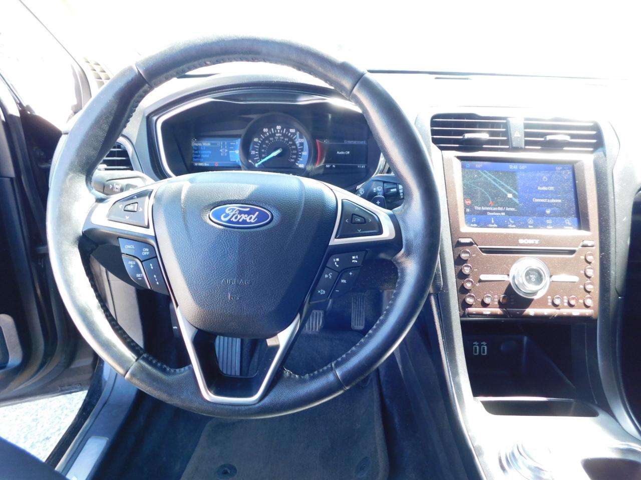 Ford Fusion Titanium AWD 2020