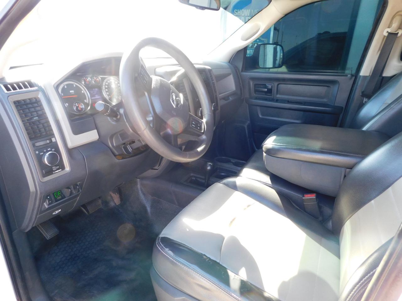 RAM 3500 4WD Crew Cab 172" WB 60" CA ST 2012