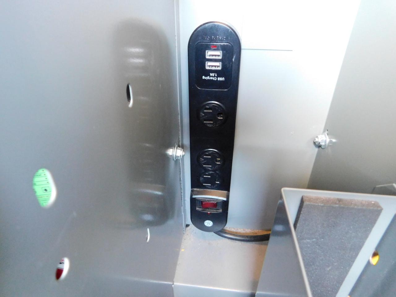 Ford Transit Van T-250 130" Low Rf 9000 GVWR Sliding RH Dr 2018