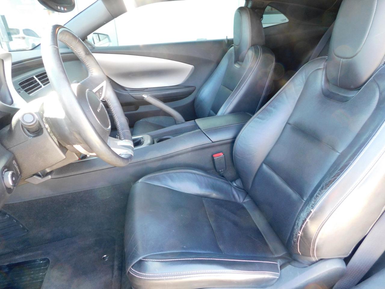 Chevrolet Camaro 2dr Cpe 2LT 2010