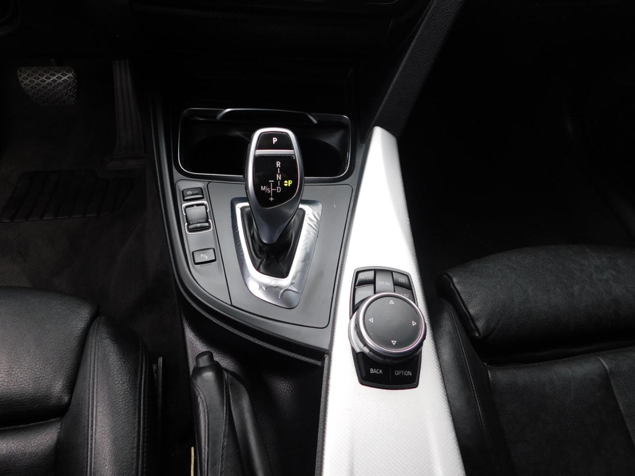 BMW 3 Series Gran Turismo 5dr 328i xDrive Gran Turismo AWD SULEV 2016