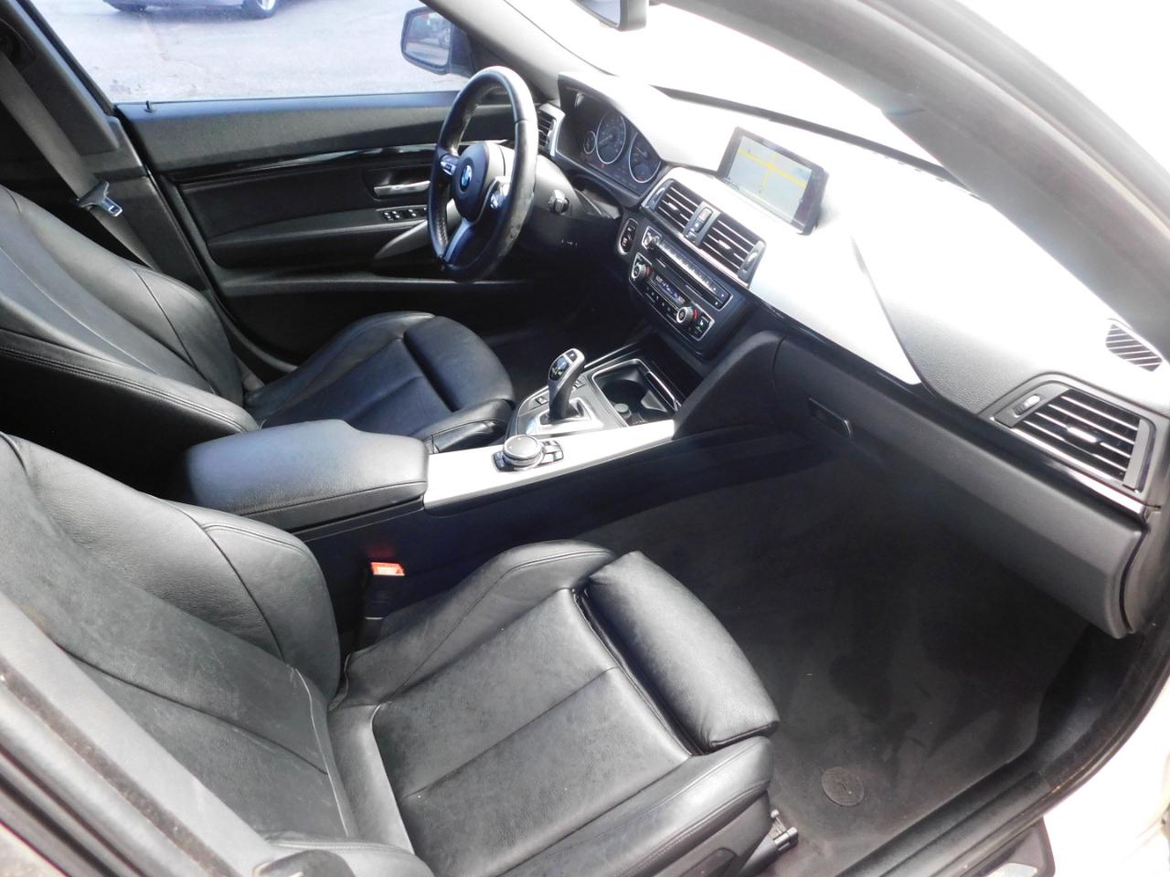 BMW 3 Series Gran Turismo 5dr 328i xDrive Gran Turismo AWD SULEV 2016