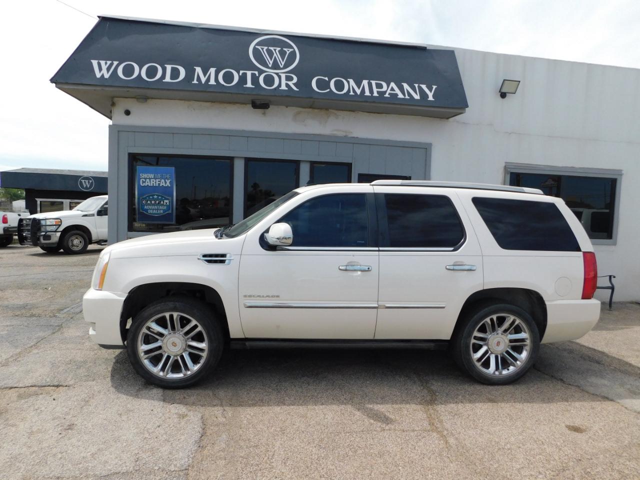 Cadillac Escalade 2WD 4dr Platinum Edition 2013