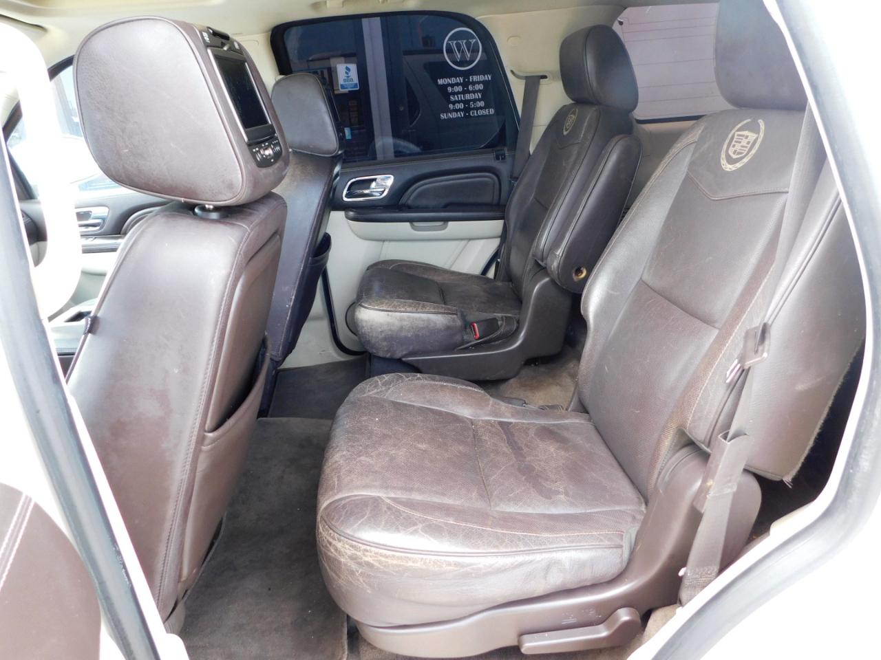 Cadillac Escalade 2WD 4dr Platinum Edition 2013