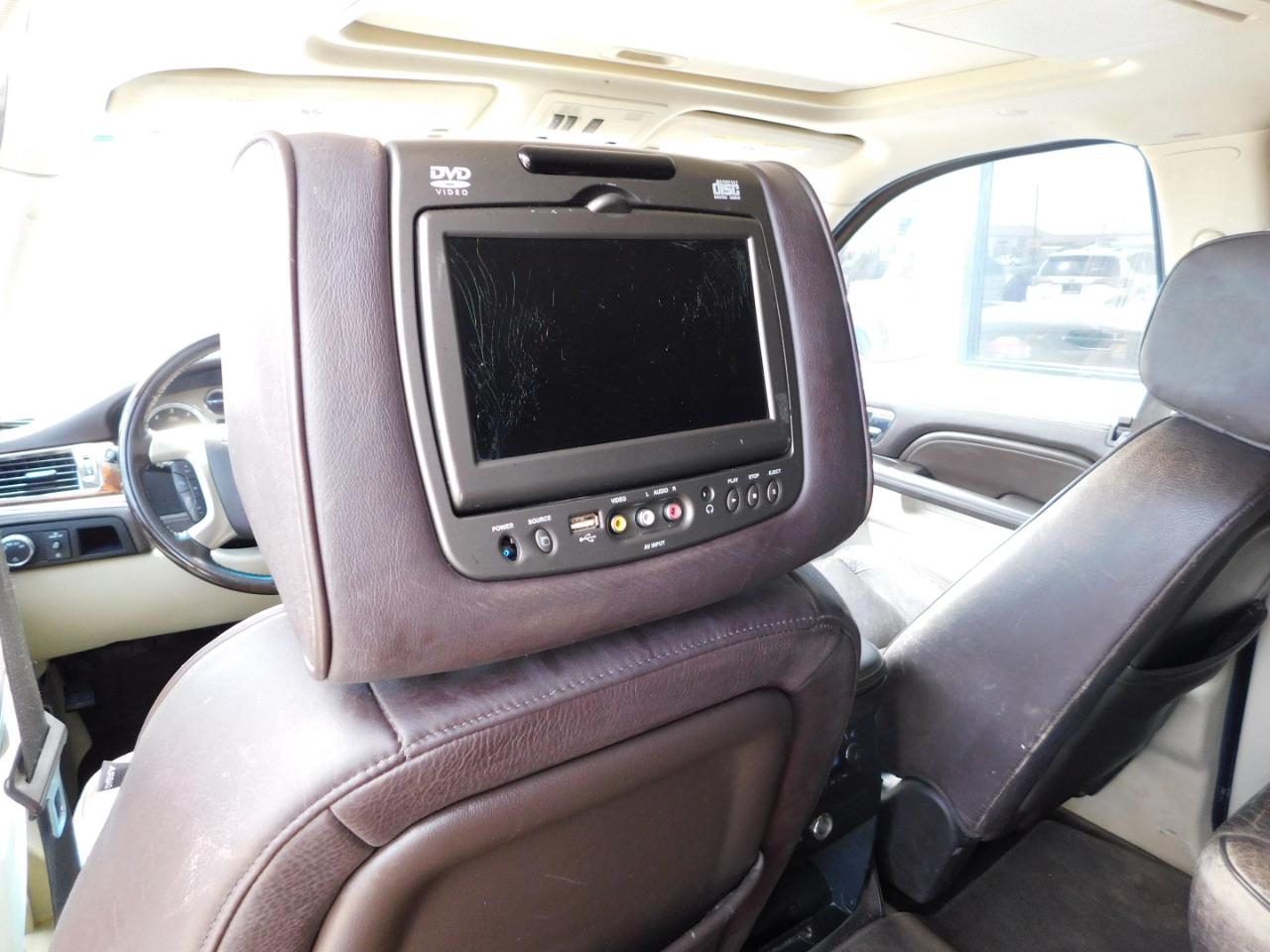 Cadillac Escalade 2WD 4dr Platinum Edition 2013