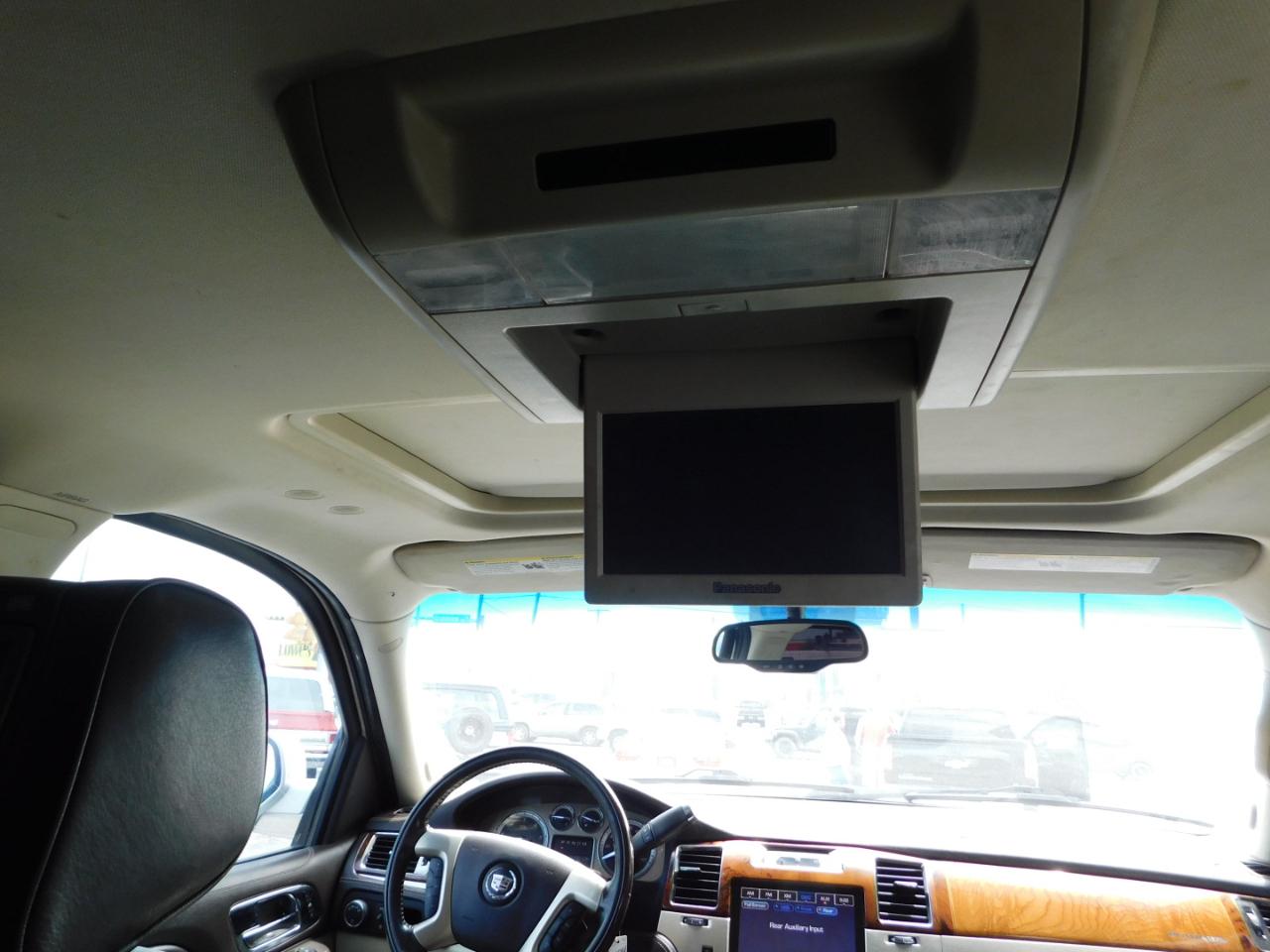 Cadillac Escalade 2WD 4dr Platinum Edition 2013