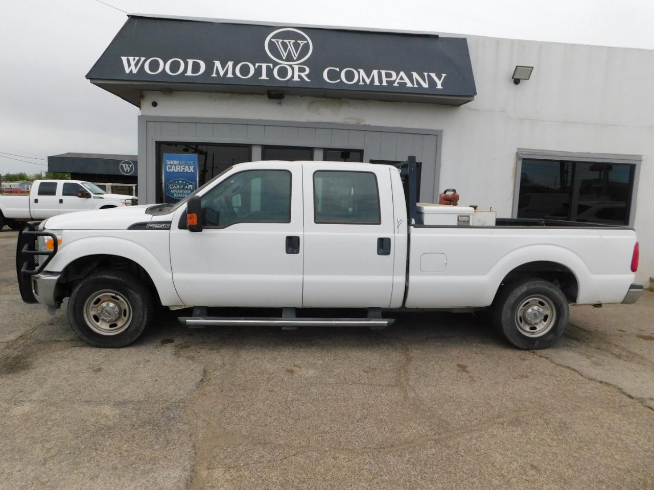 Ford Super Duty F-250 SRW 2WD Crew Cab 172" XL 2016