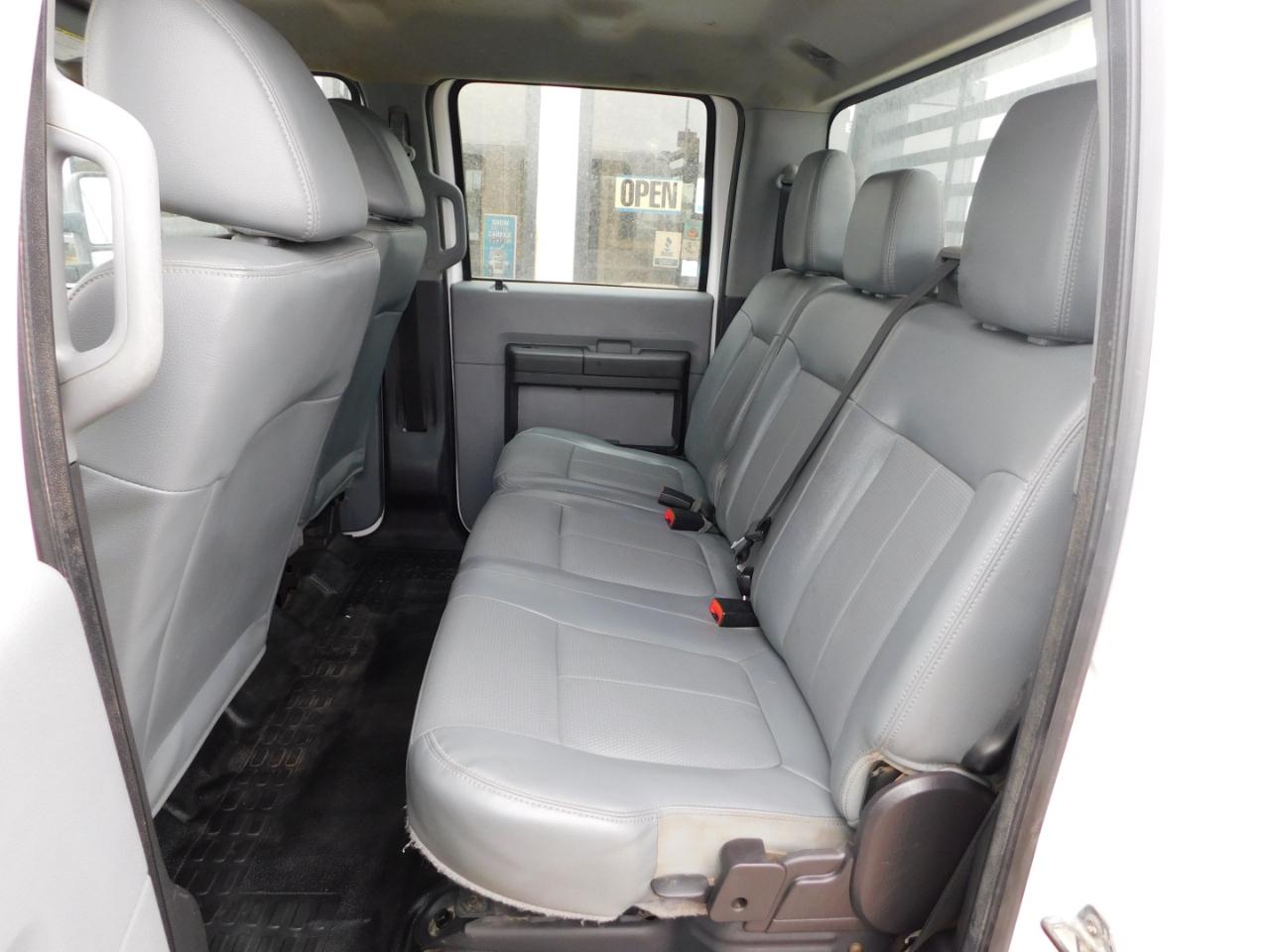 Ford Super Duty F-250 SRW 2WD Crew Cab 172" XL 2016