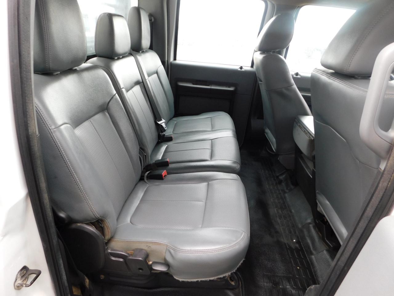 Ford Super Duty F-250 SRW 2WD Crew Cab 172" XL 2016