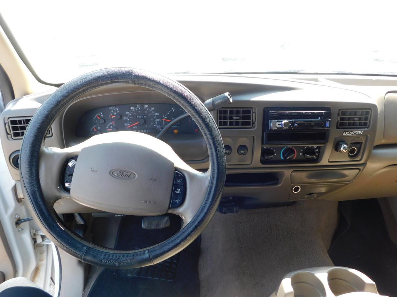 Ford Excursion 137" WB Limited 2001