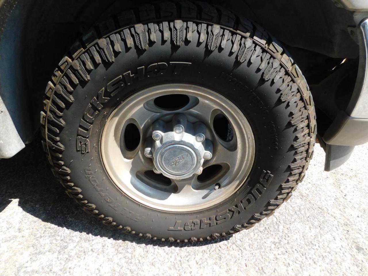 Ford Excursion 137" WB Limited 2001