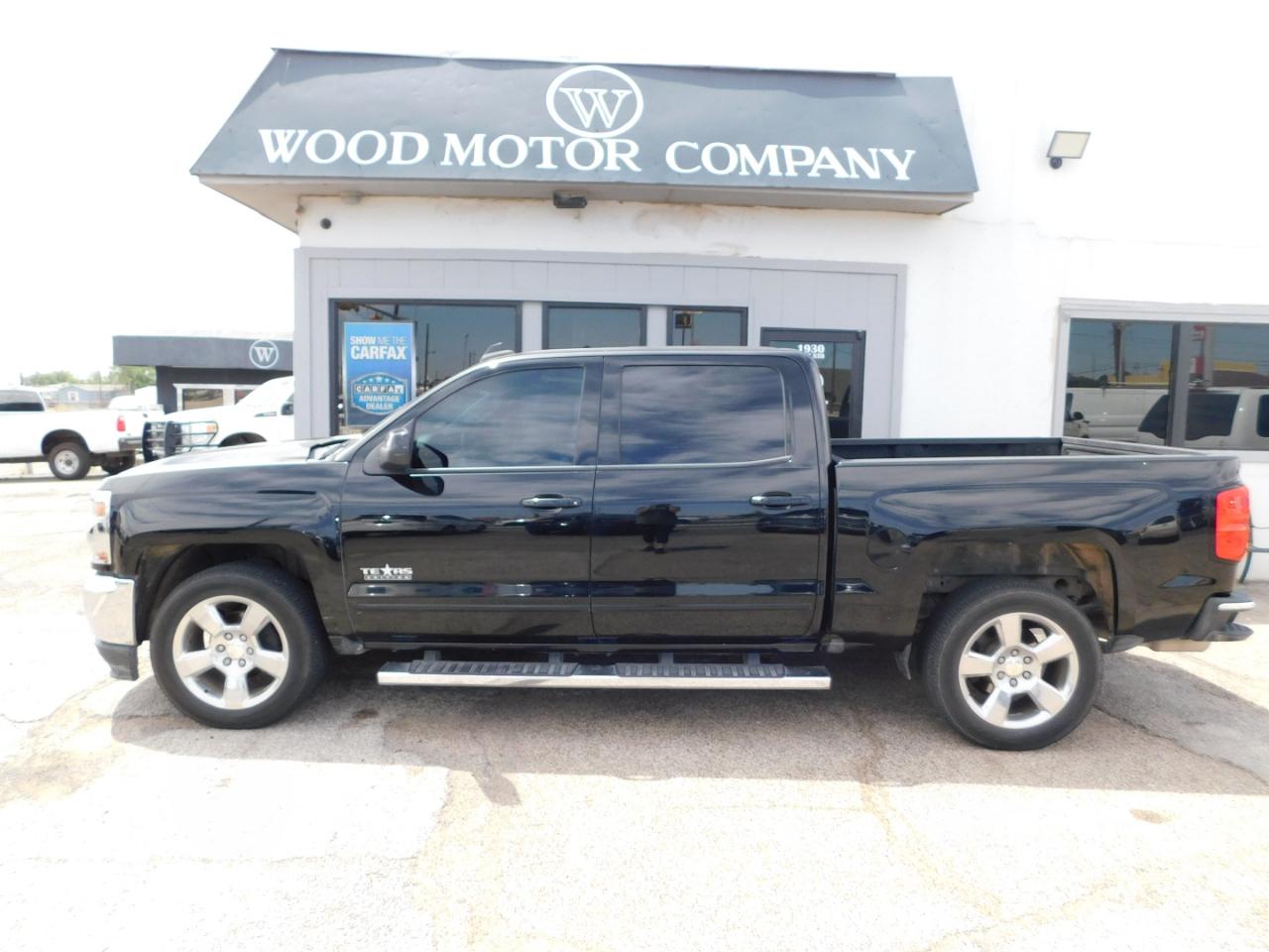 Chevrolet Silverado 1500 2WD Crew Cab 143.5" LT w/1LT 2017