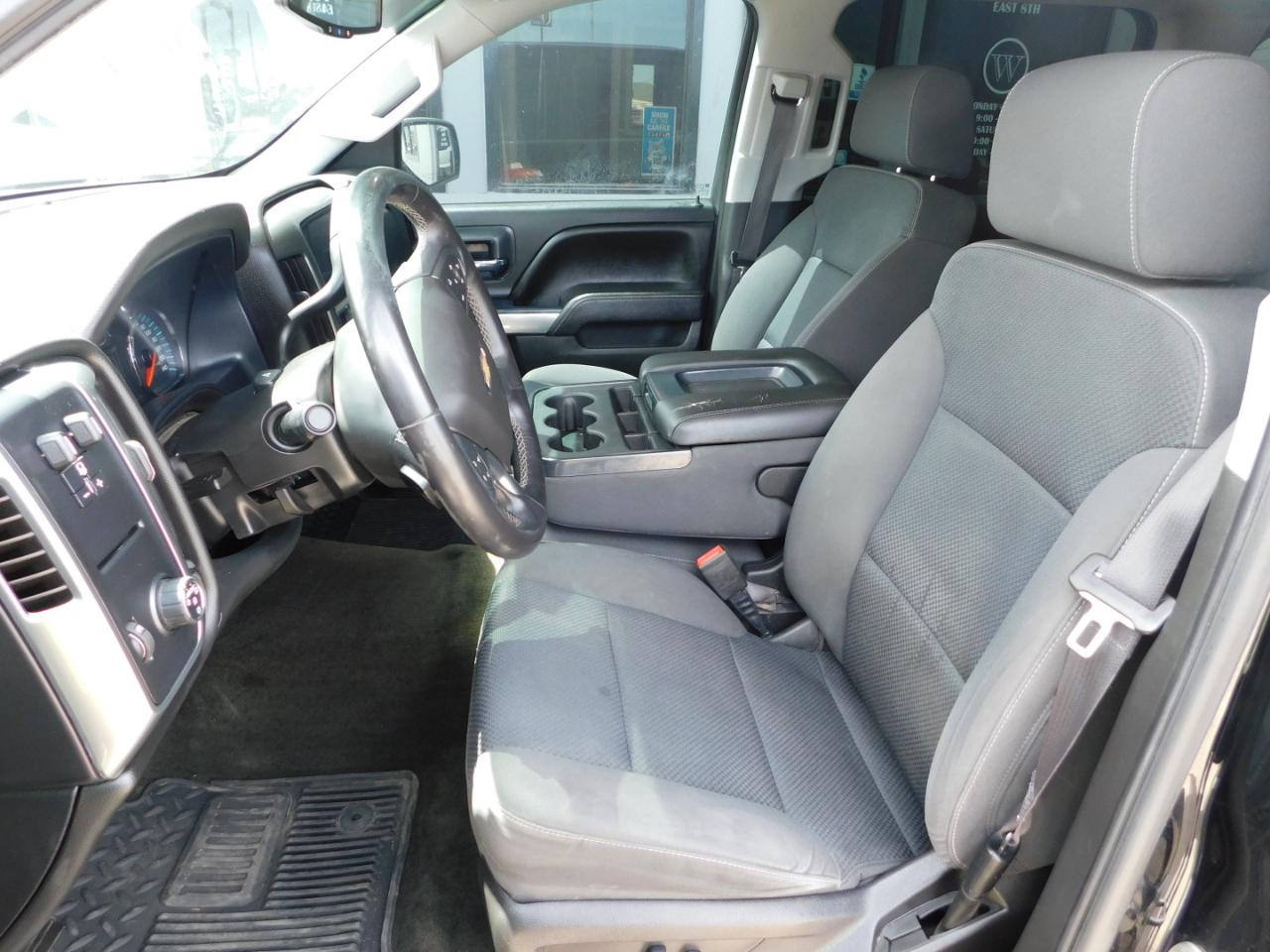 Chevrolet Silverado 1500 2WD Crew Cab 143.5" LT w/1LT 2017