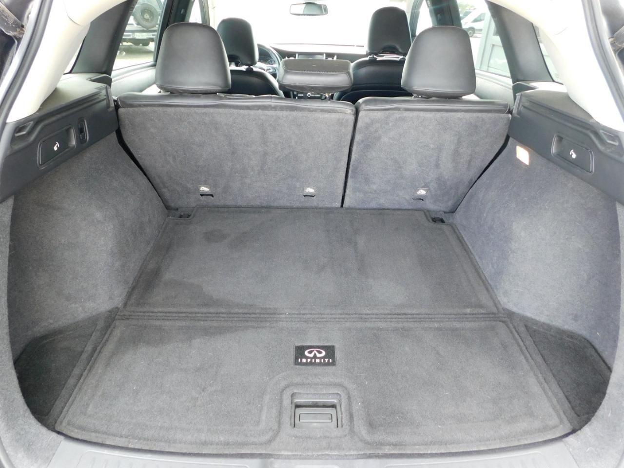 Infiniti QX50 LUXE AWD 2019