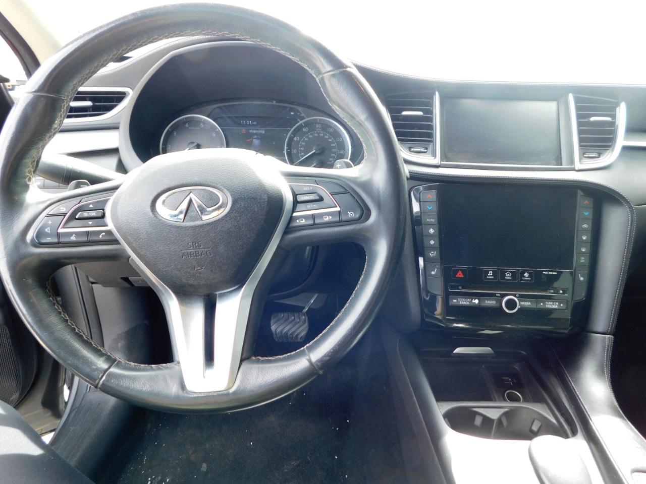 Infiniti QX50 LUXE AWD 2019