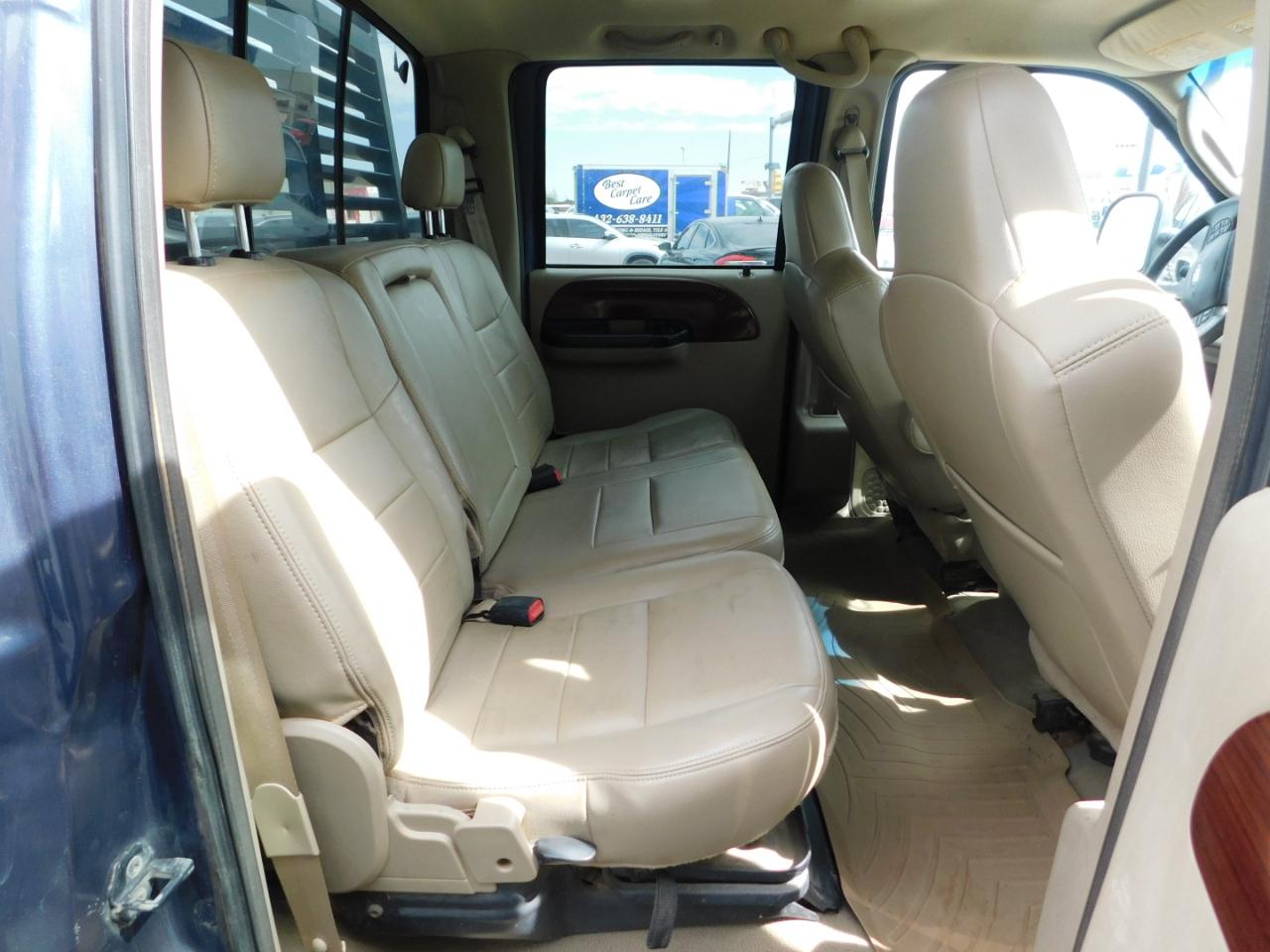 Ford Super Duty F-250 Crew Cab 156" Lariat 4WD 2006