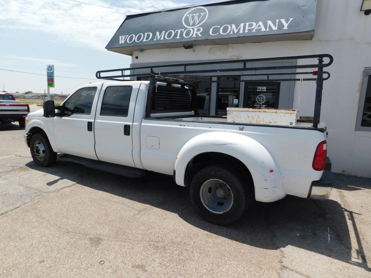 Ford Super Duty F-350 DRW 2WD Crew Cab 172" XL 2014