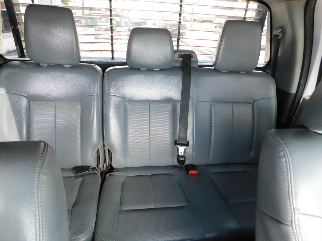 Ford Super Duty F-350 DRW 2WD Crew Cab 172" XL 2014