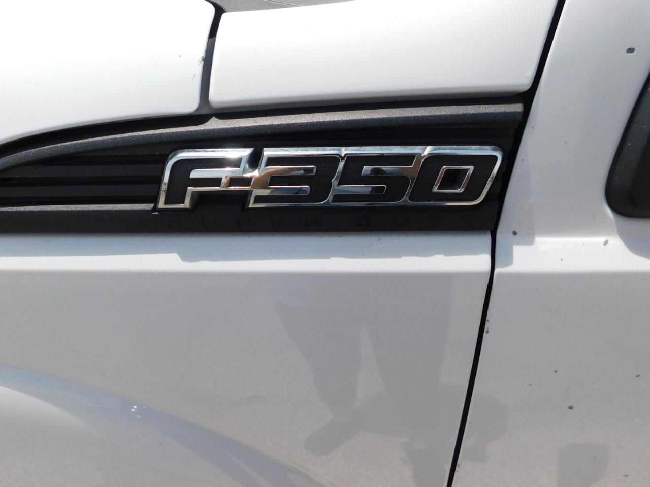 Ford Super Duty F-350 DRW 2WD Crew Cab 172" XL 2014