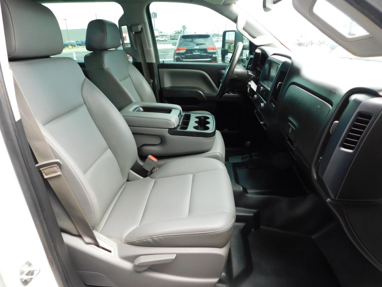Chevrolet Silverado 3500HD 4WD Crew Cab 171.5" WB, 59.06" CA WT 2016