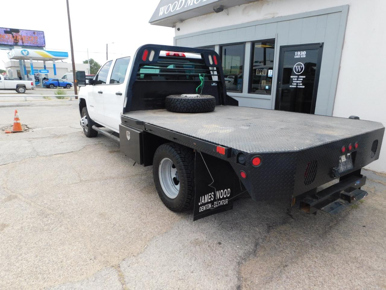 Chevrolet Silverado 3500HD 4WD Crew Cab 171.5" WB, 59.06" CA WT 2016