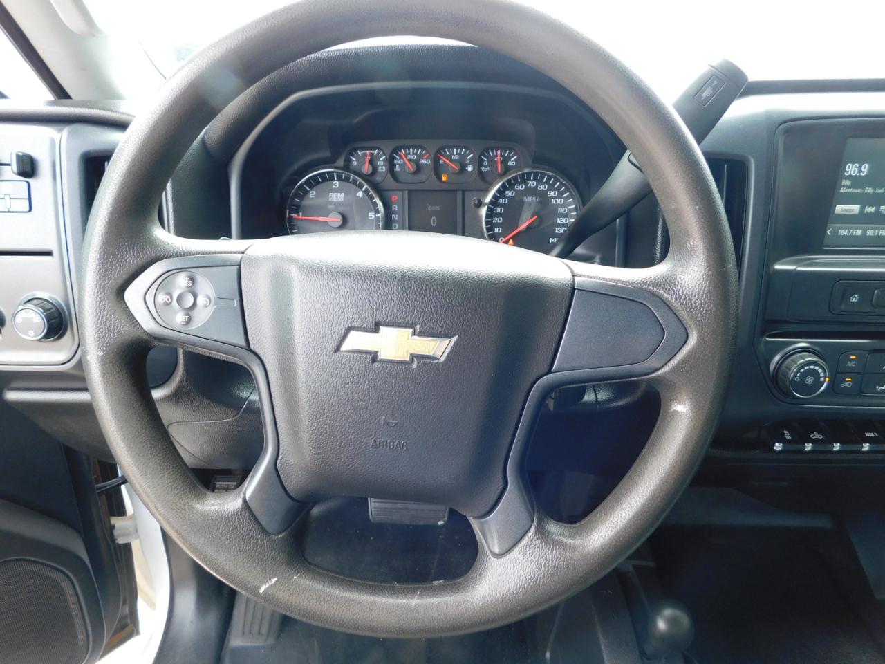 Chevrolet Silverado 3500HD 4WD Crew Cab 171.5" WB, 59.06" CA WT 2016