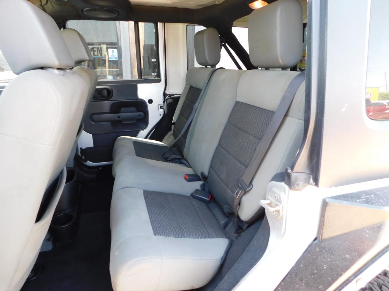 Jeep Wrangler Unlimited 4WD 4dr Sport 2010