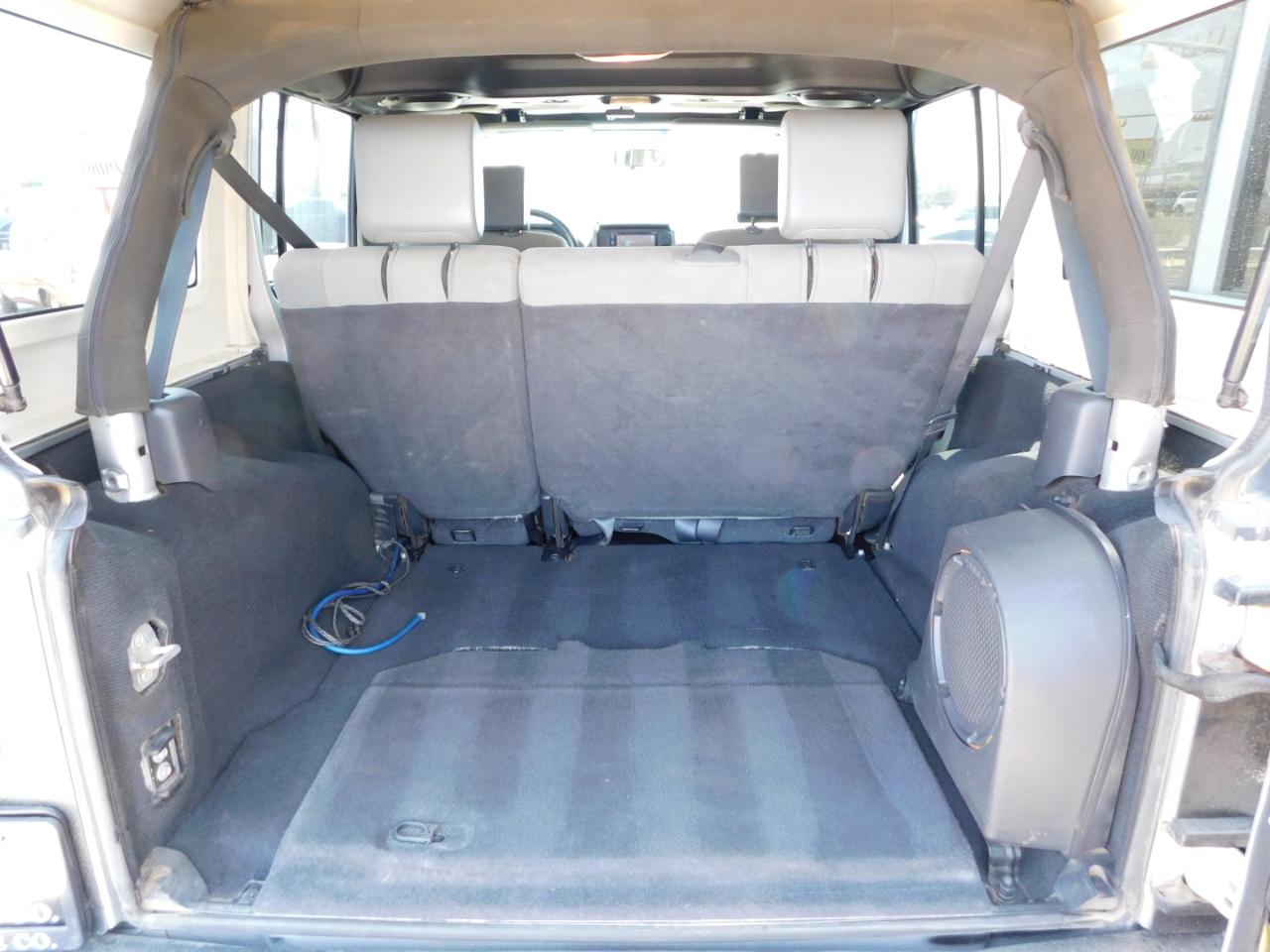 Jeep Wrangler Unlimited 4WD 4dr Sport 2010