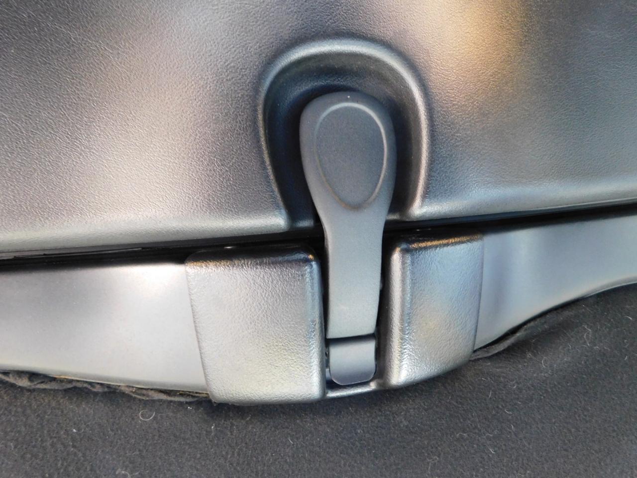 Chevrolet Corvette 2dr Cpe 2004
