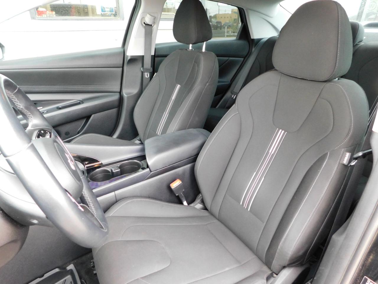 Hyundai Elantra SEL IVT 2022