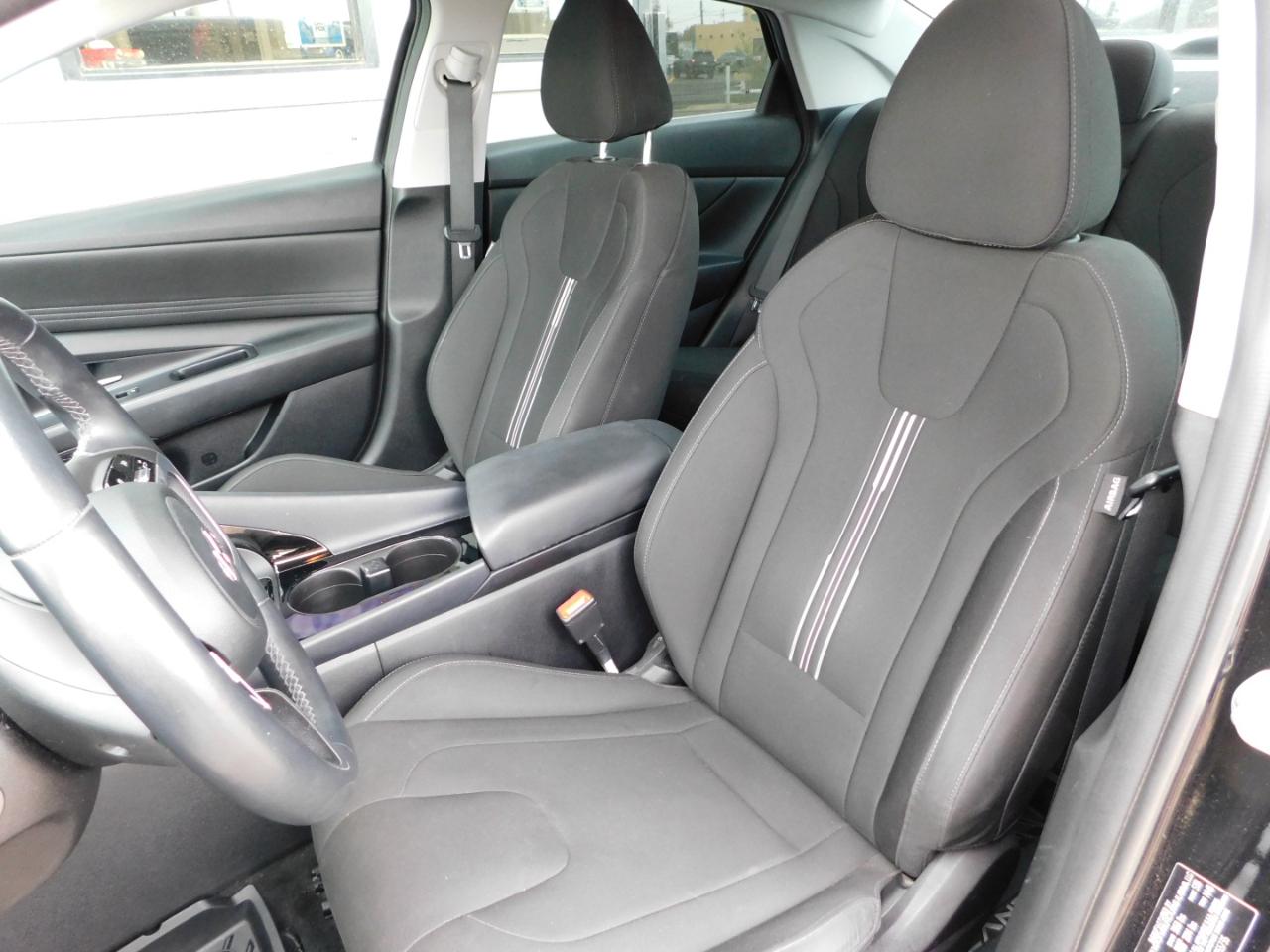 Hyundai Elantra SEL IVT 2022