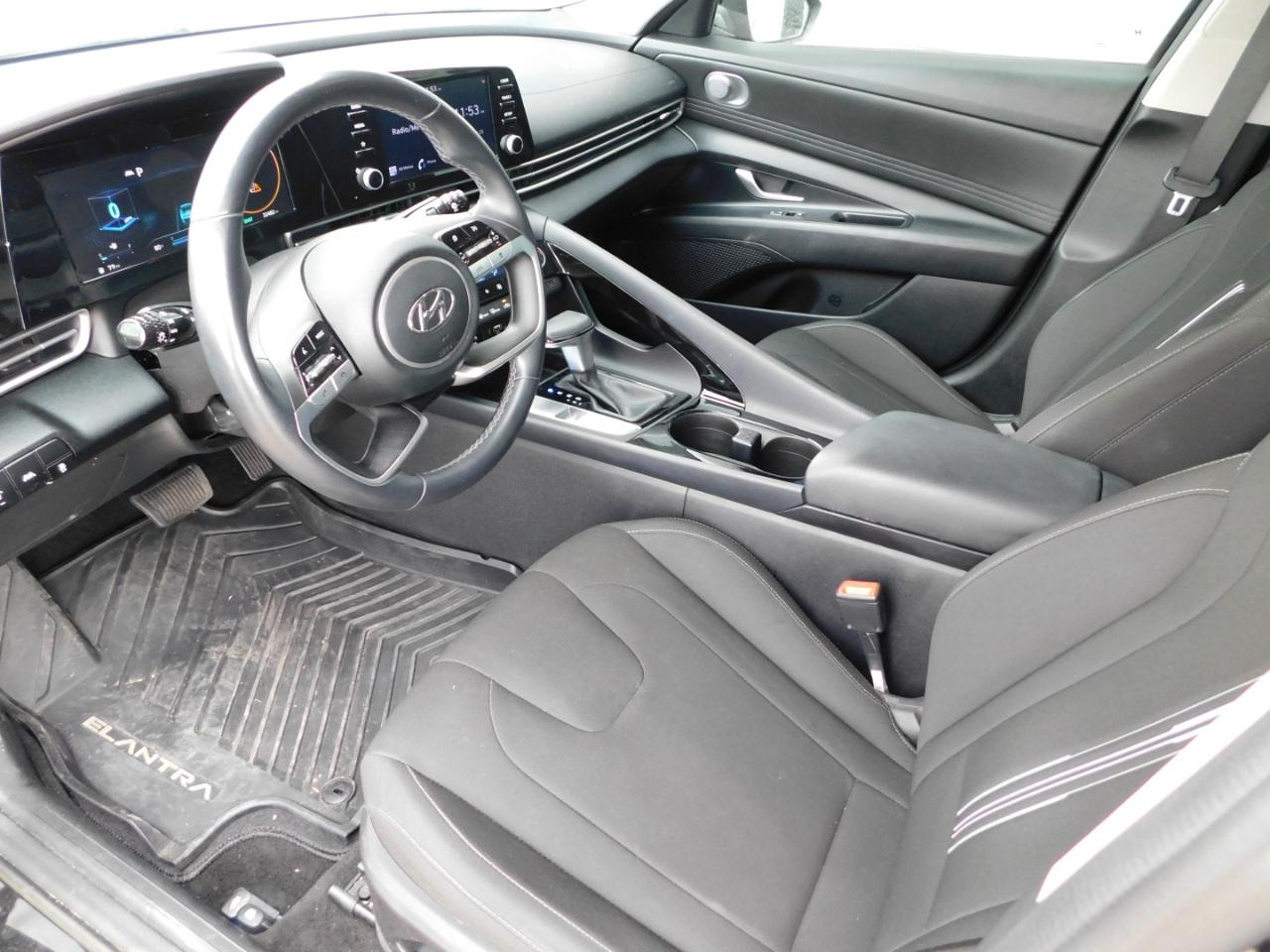 Hyundai Elantra SEL IVT 2022