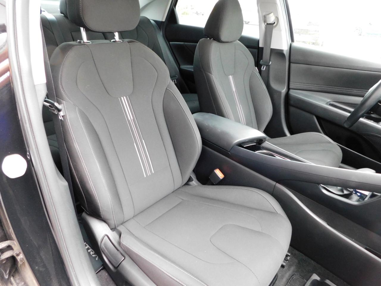 Hyundai Elantra SEL IVT 2022
