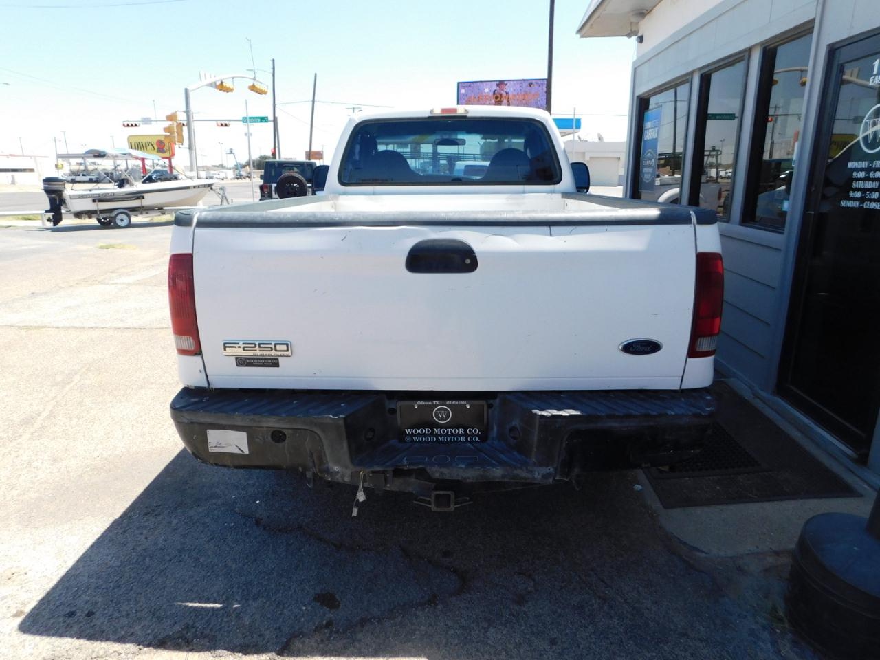 Ford Super Duty F-250 Reg Cab 137" XLT 4WD 2006