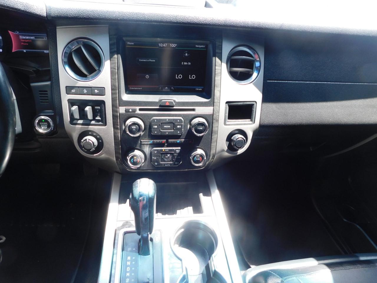 Ford Super Duty F-250 Reg Cab 137" XLT 4WD 2006