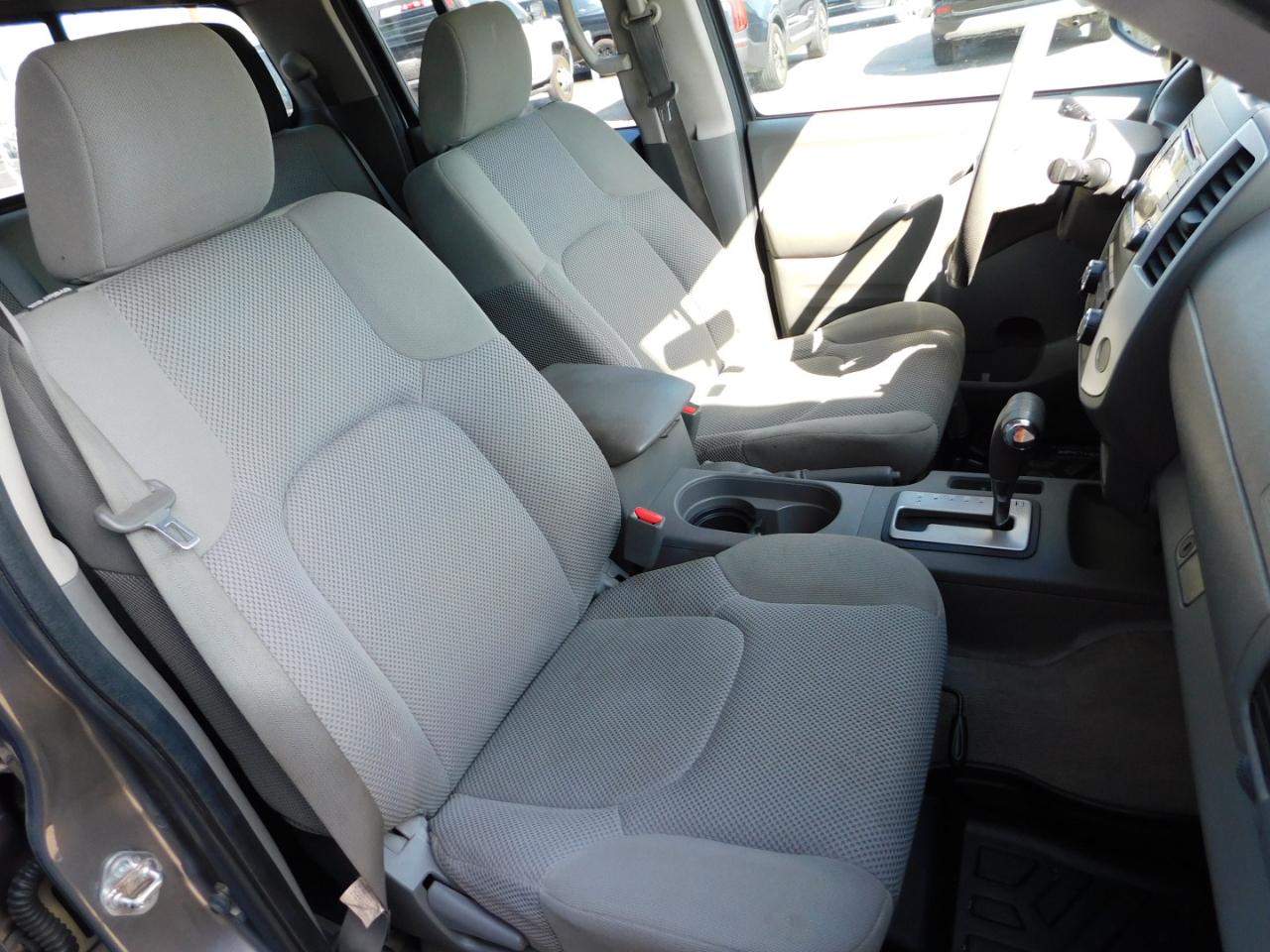Nissan Frontier Crew Cab 4x2 SV V6 Auto 2018